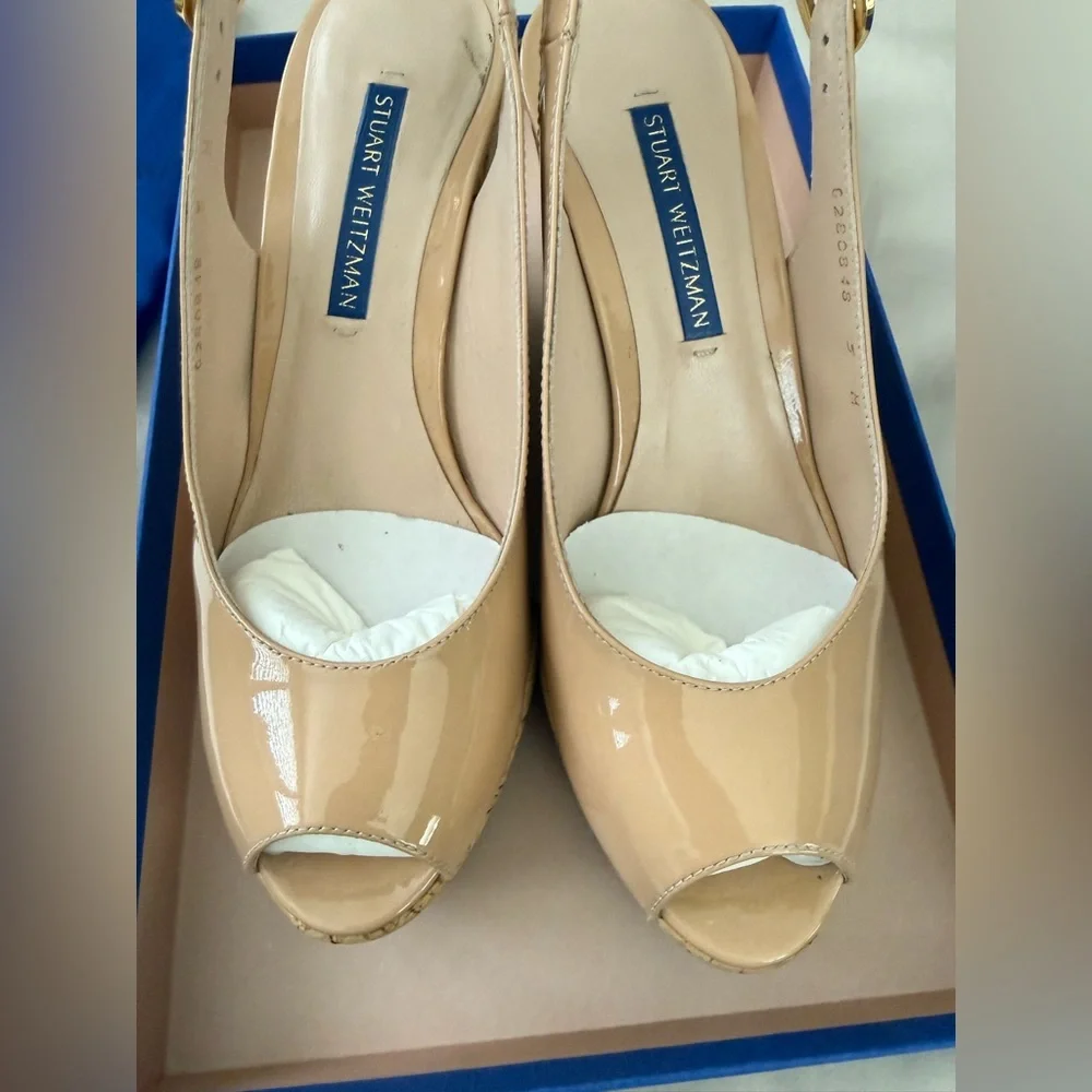 Stuart Weitzman Size 5 Jean Adobe Aniline Peep-Toe Cork Wedges in Nude Patent - Picture 7 of 11